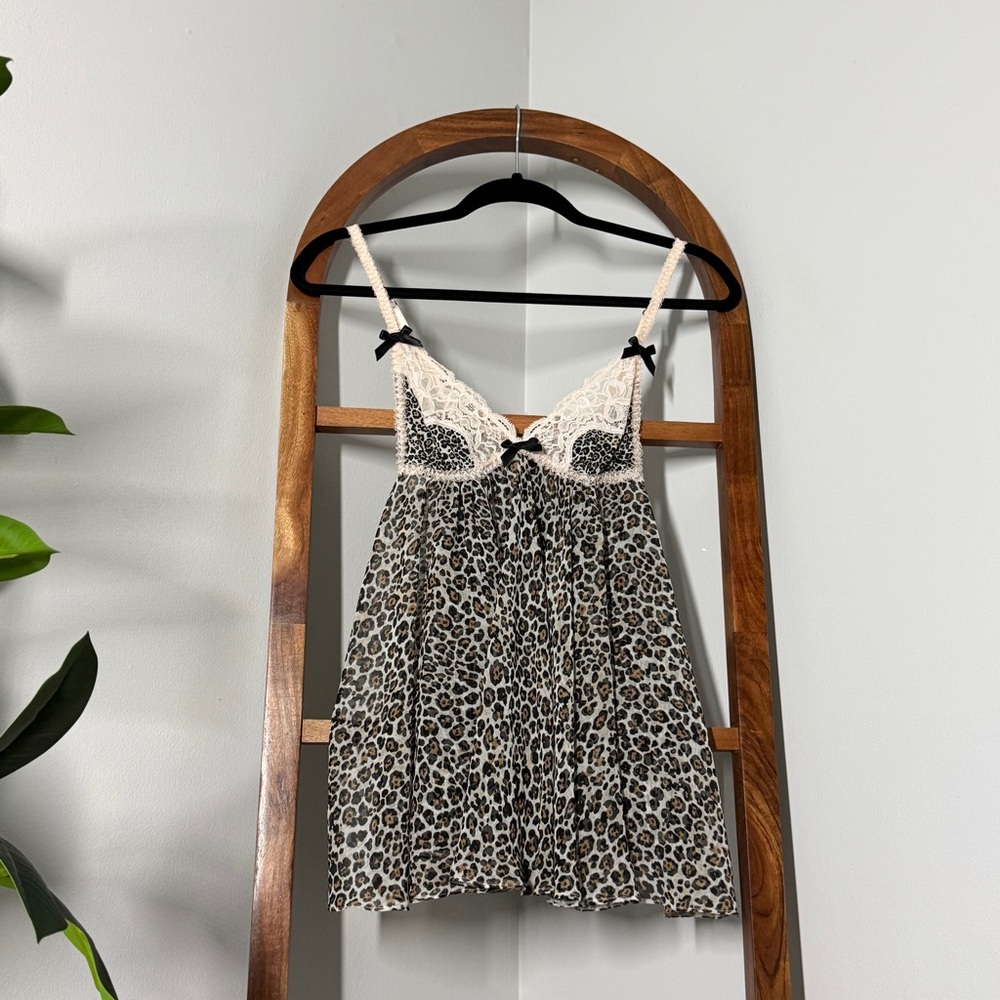 Victoria's Secret MEDIUM Leopard Lace Mesh Camisole NEW